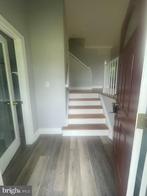 1207 Flint Hill Rd - Photo 2 of 35