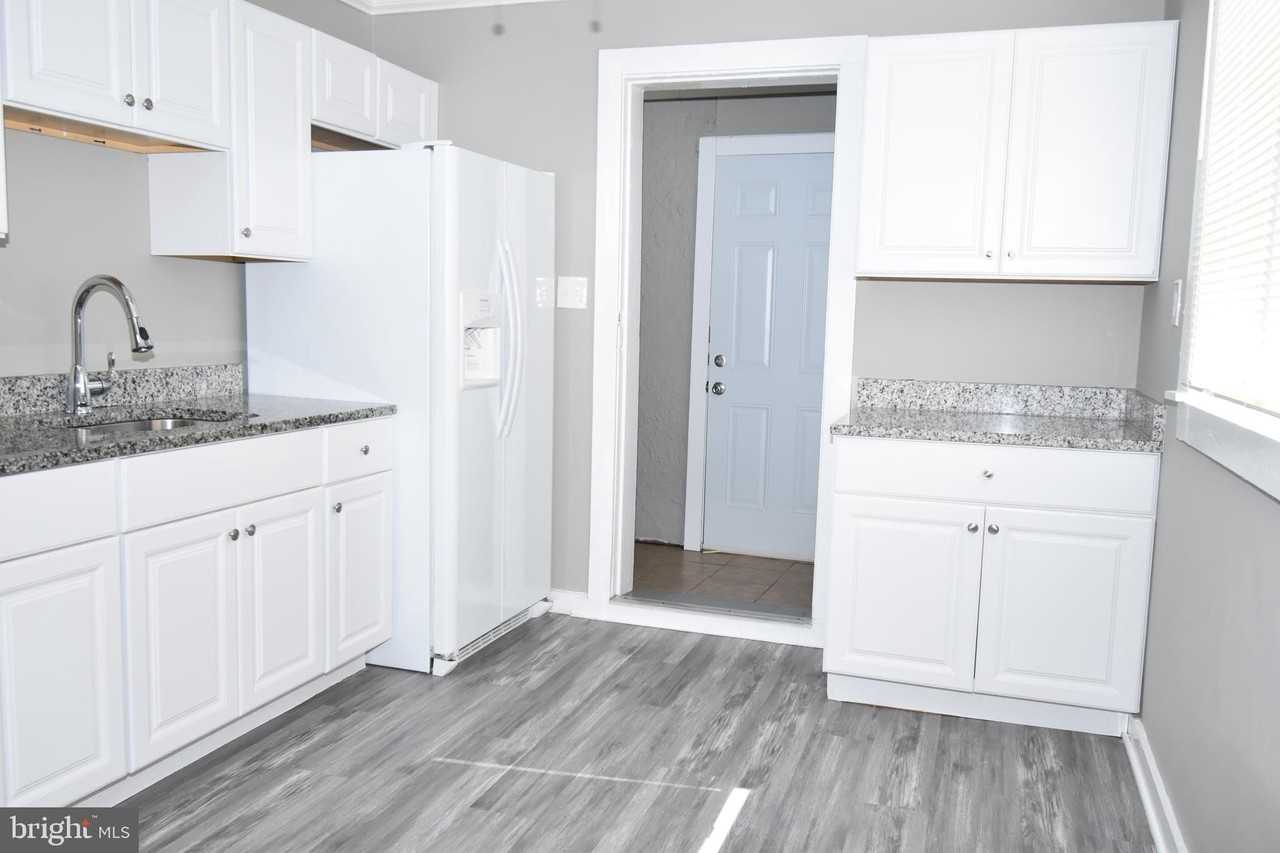 2902 Michigan Ave - Photo 4 of 16