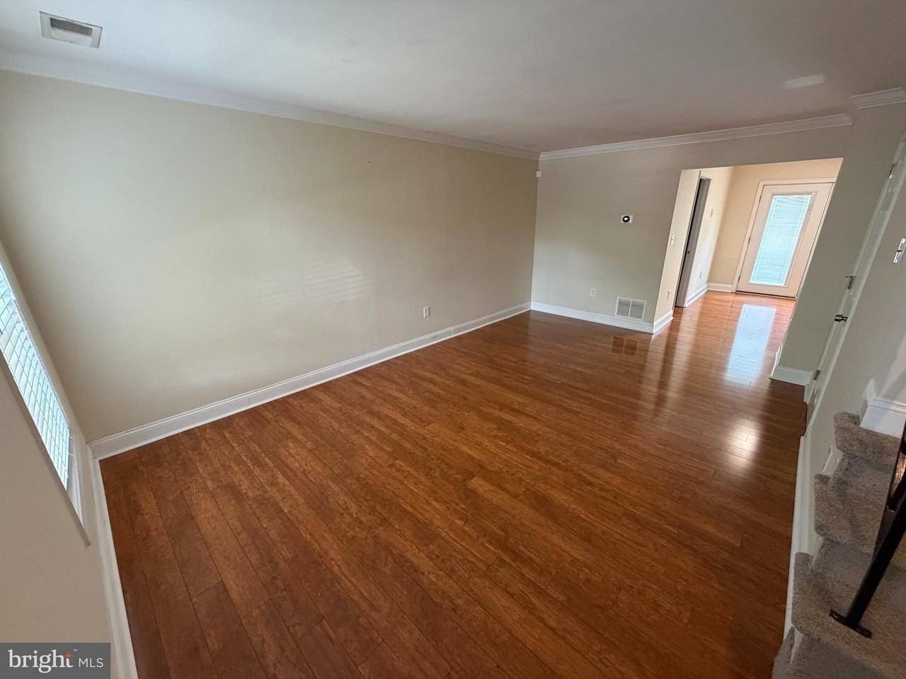534 Lancaster Pl #534 - Photo 2 of 13