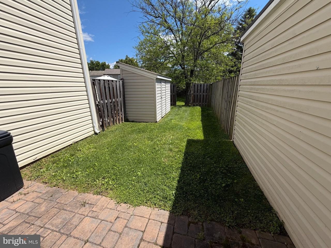 534 Lancaster Pl #534 - Photo 3 of 13