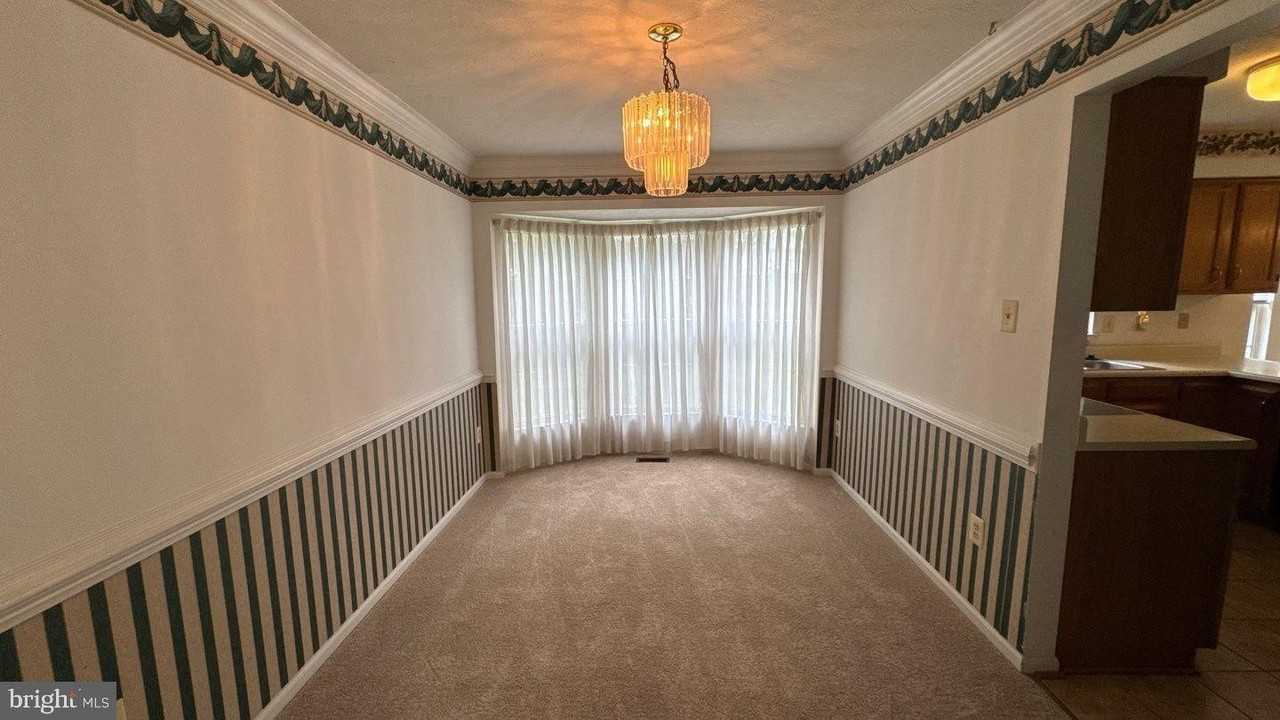 8698 Open Meadow Way - Photo 6 of 28
