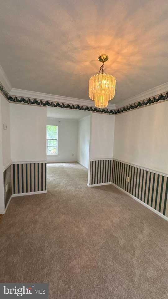 8698 Open Meadow Way - Photo 7 of 28