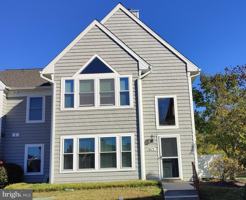 featured image of 7671 Coachlight Ln #21EU