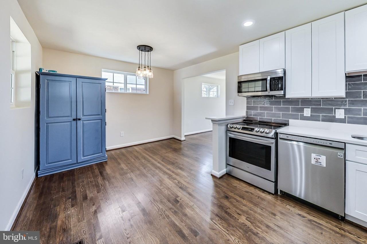 4617 Creek Shore Dr - Photo 3 of 42
