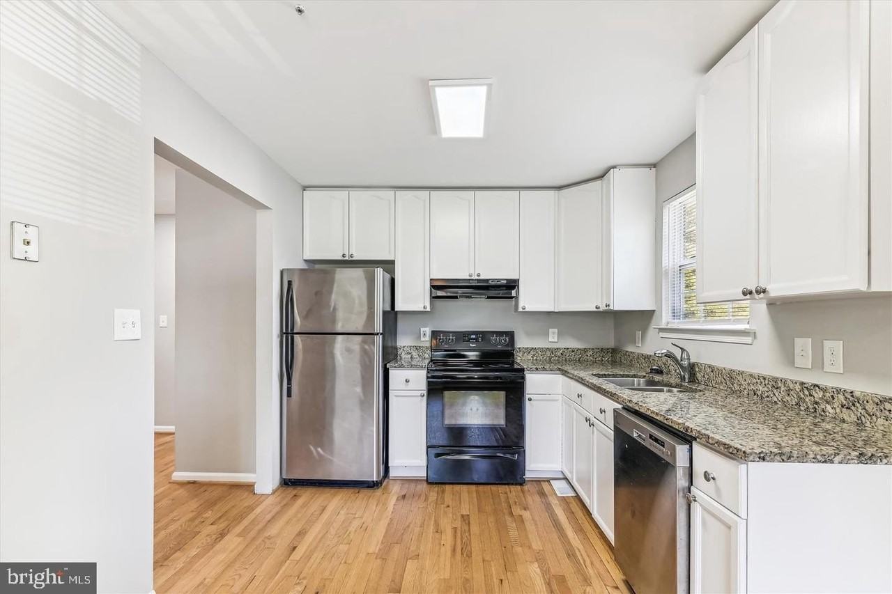 13012 6th St - Photo 6 of 19