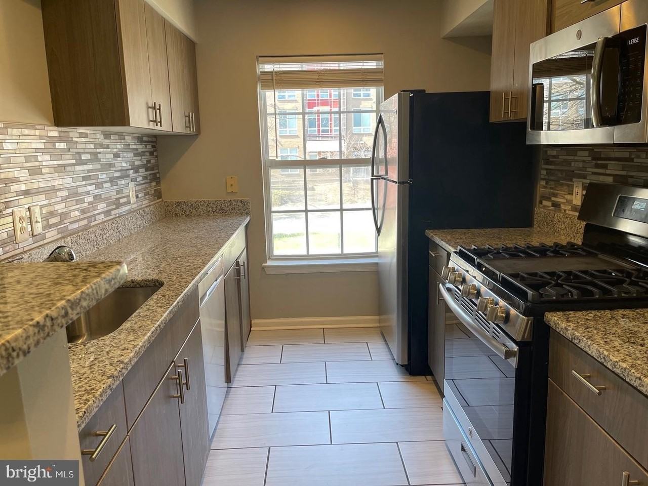 8911C Town Center Cir #212 - Photo 4 of 13