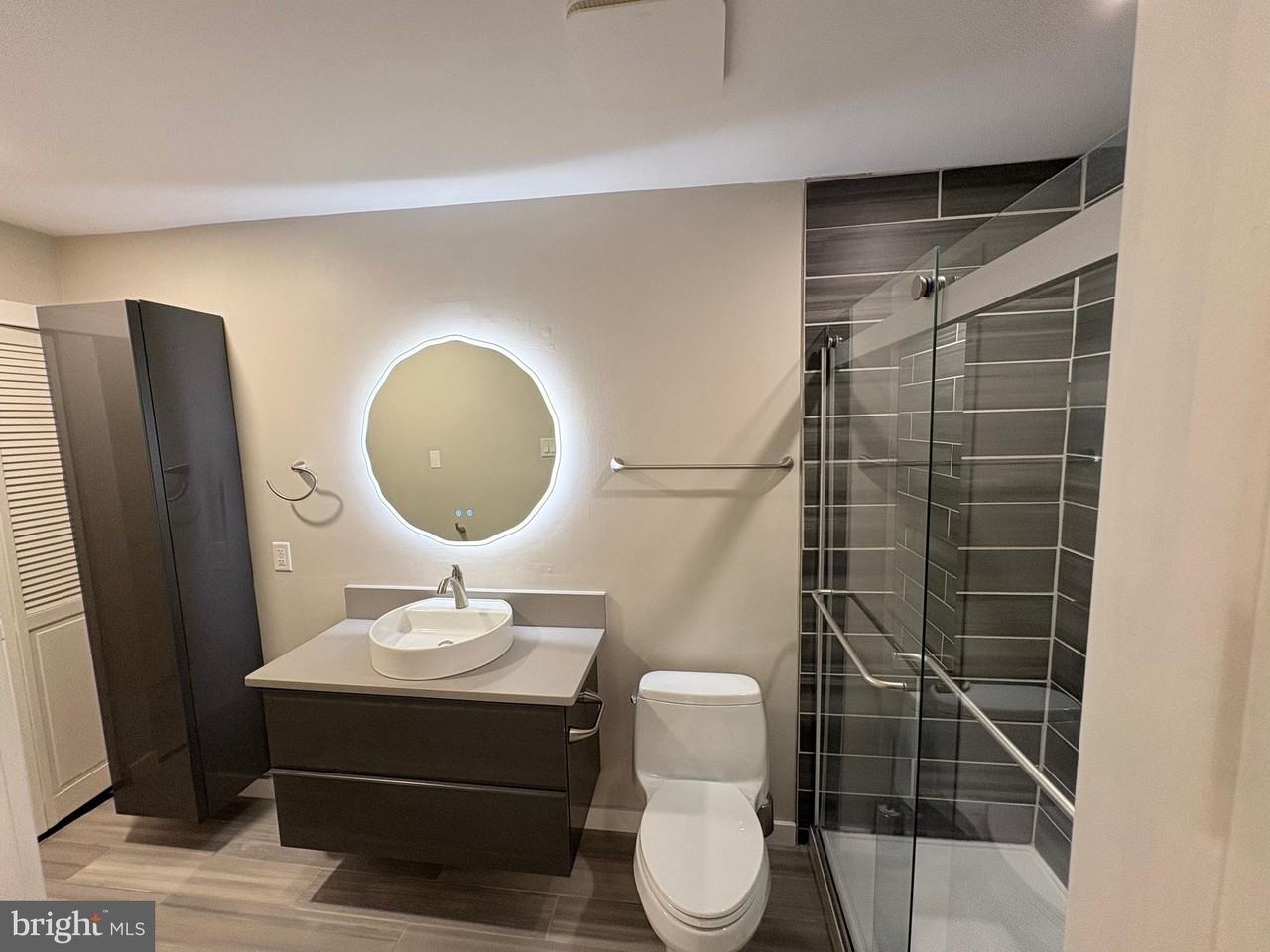 601 Gregorys Way - Photo 4 of 8