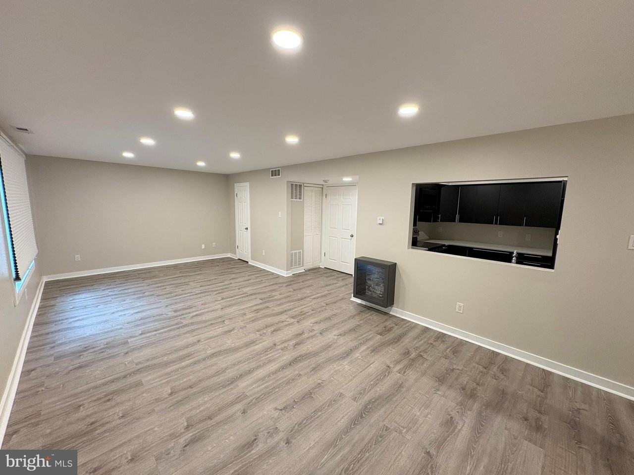 601 Gregorys Way - Photo 5 of 8