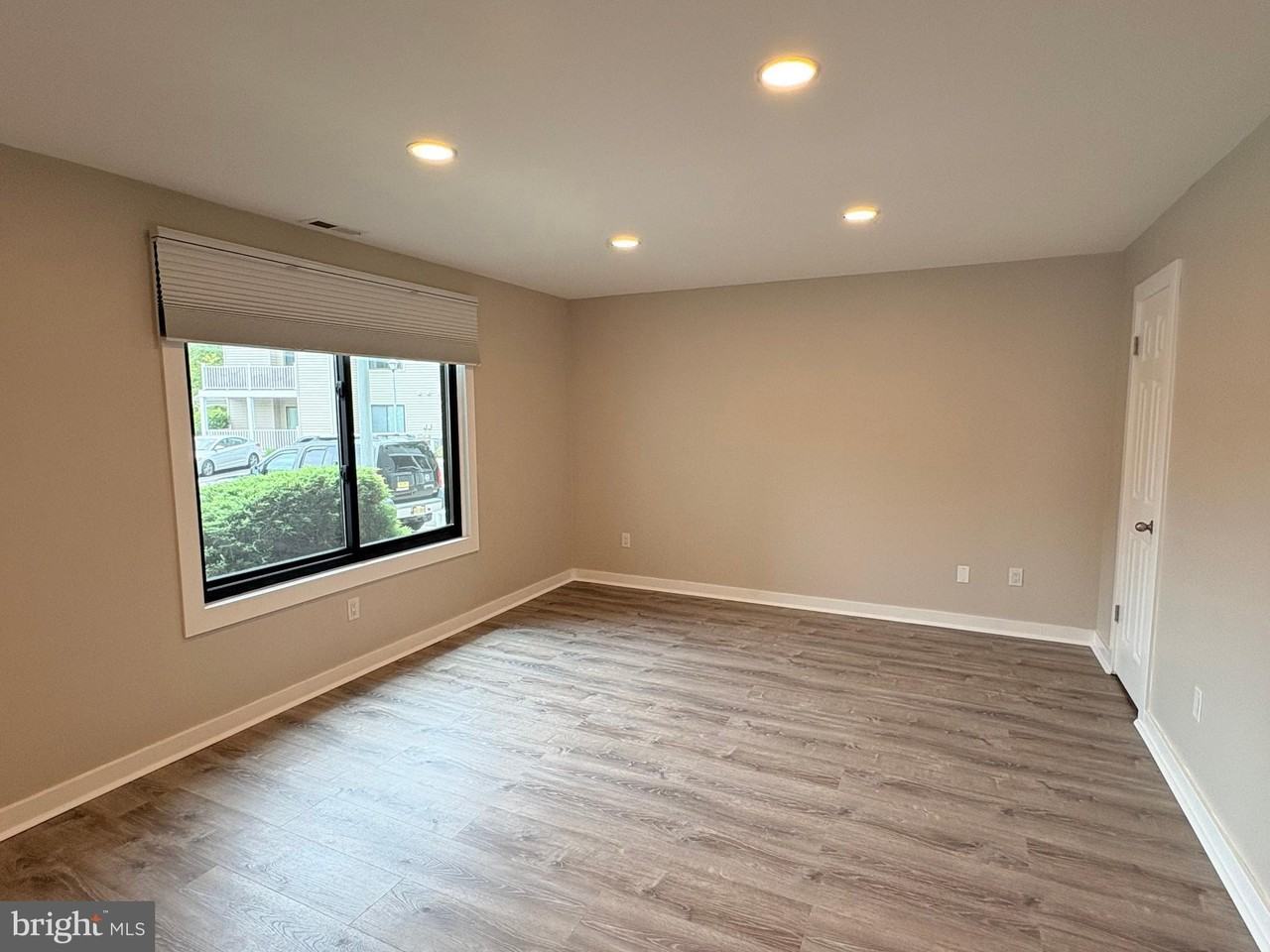 601 Gregorys Way - Photo 7 of 8