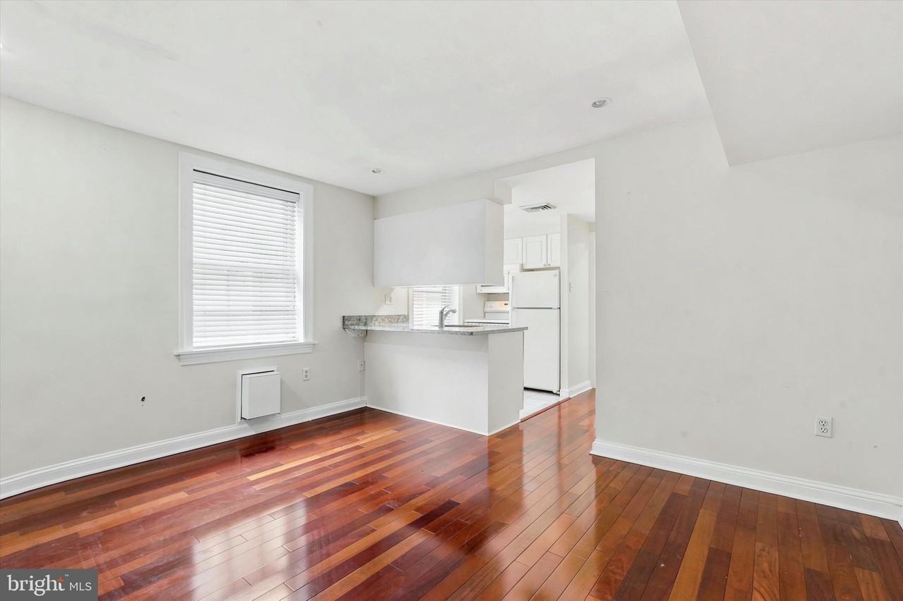 238 S 8th St #3 - Photo 3 of 15