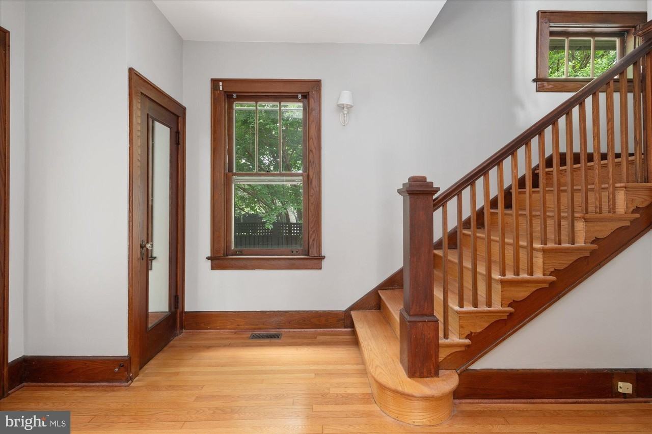 1431 N Fillmore St - Photo 5 of 42
