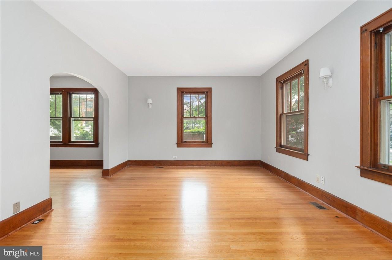 1431 N Fillmore St - Photo 7 of 42