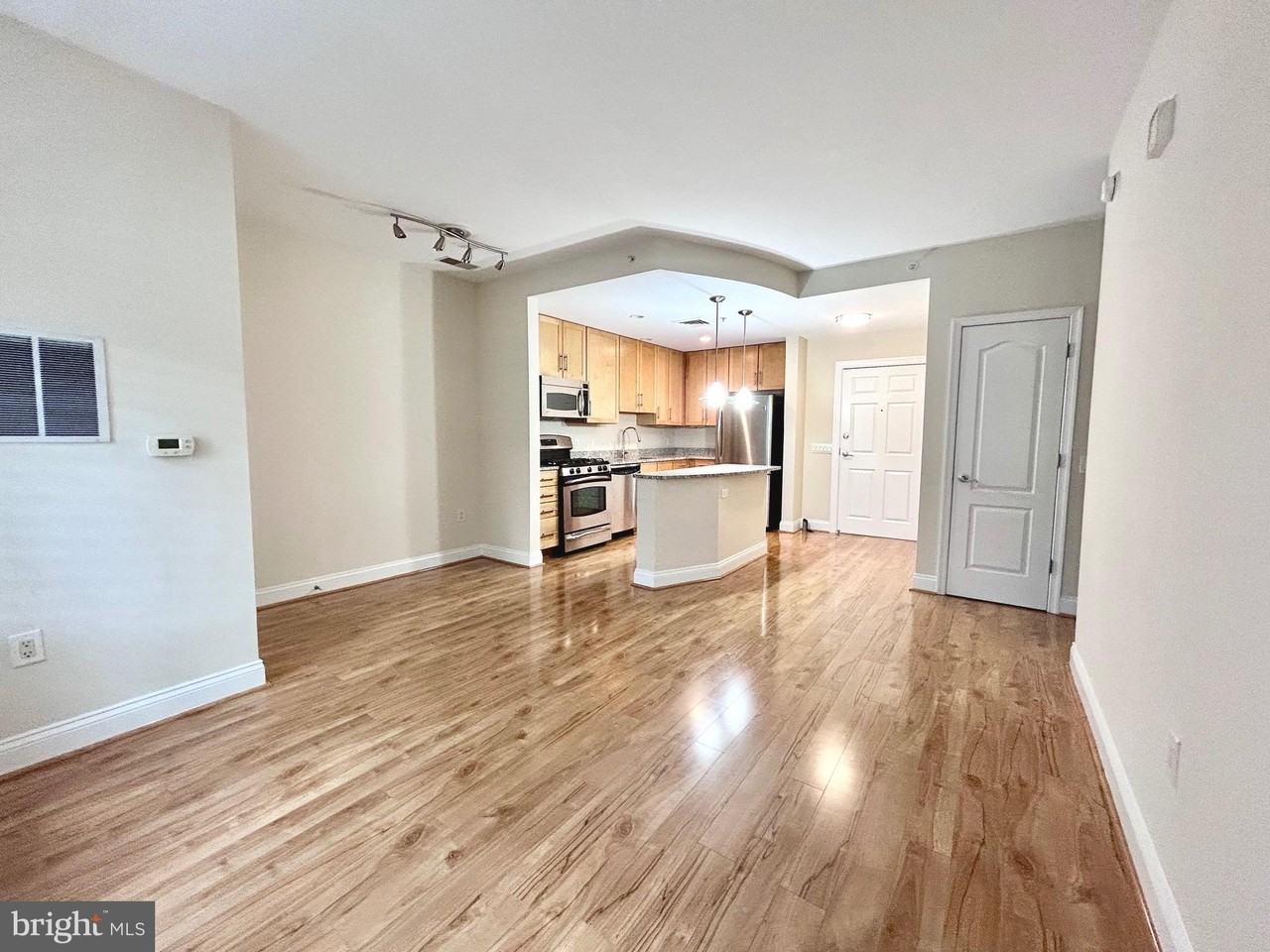 525 N Fayette St #117 - Photo 7 of 24