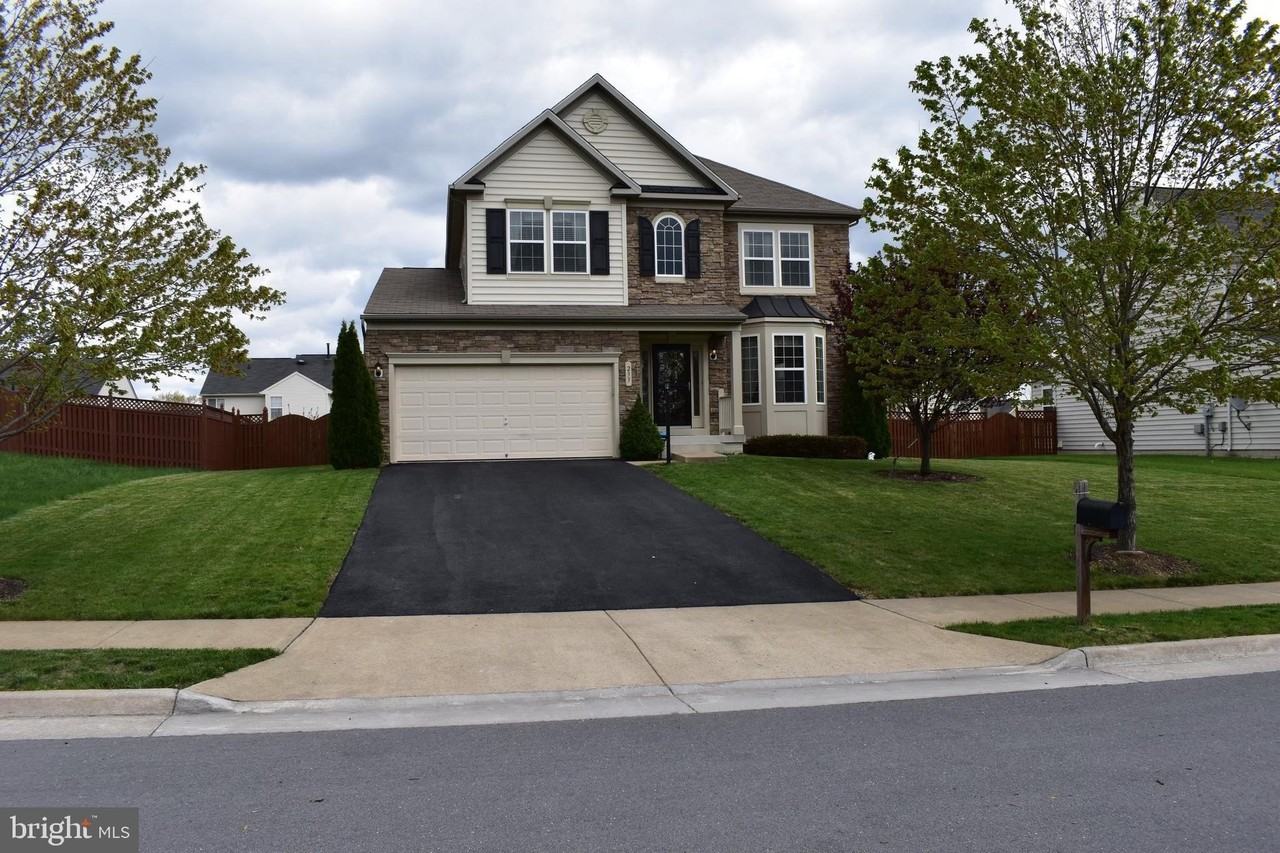 233 Morlyn Dr