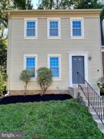 featured image of 10332 Mockingbird Pond Ct