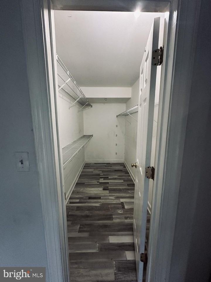 12217 Fairfield House Dr #104A - Photo 6 of 18