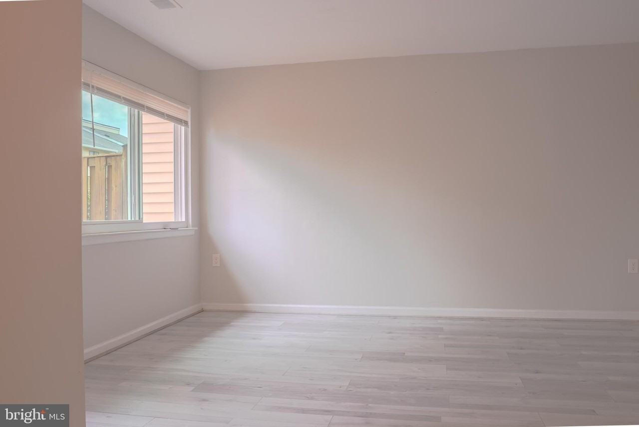 8622 Village Sq #8622 - Photo 2 of 21