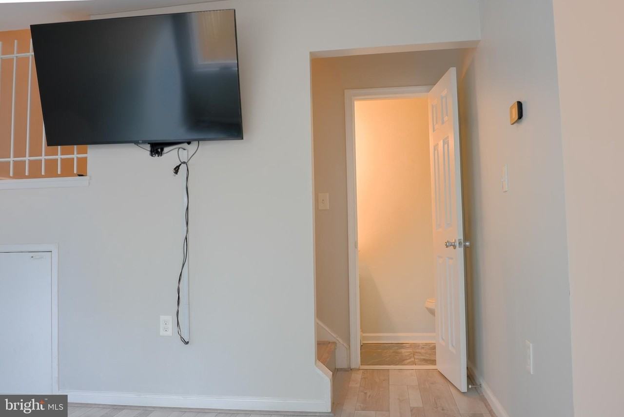 8622 Village Sq #8622 - Photo 6 of 21