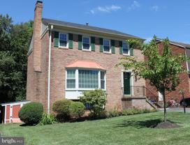 1214 Colonial Rd - Photo 1 of 1