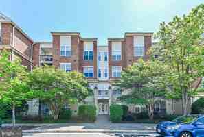 featured image of 815 Branch Dr #401
