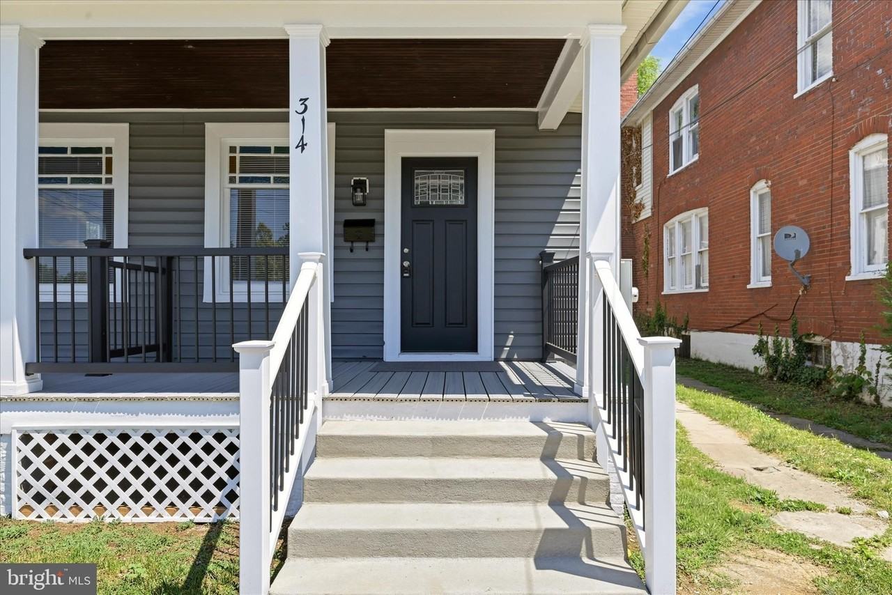 314 E Piccadilly St - Photo 2 of 22