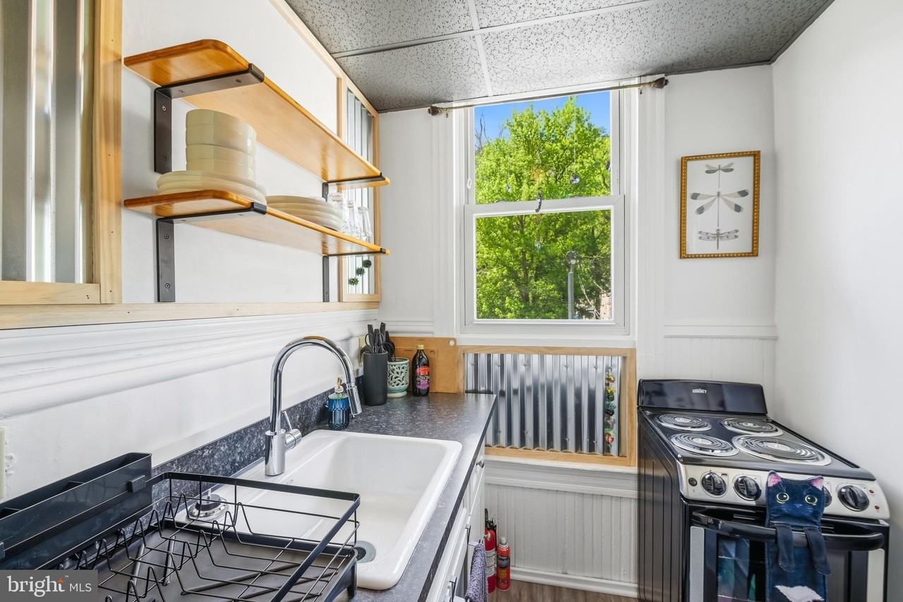 15 N Washington St #2 - Photo 5 of 44