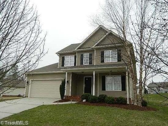 203 Brighton Village Ln - Photo 2 of 16