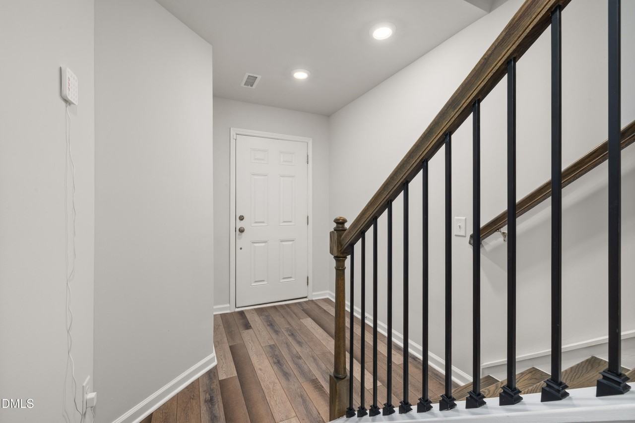 2524 Laurel Valley Way - Photo 5 of 12