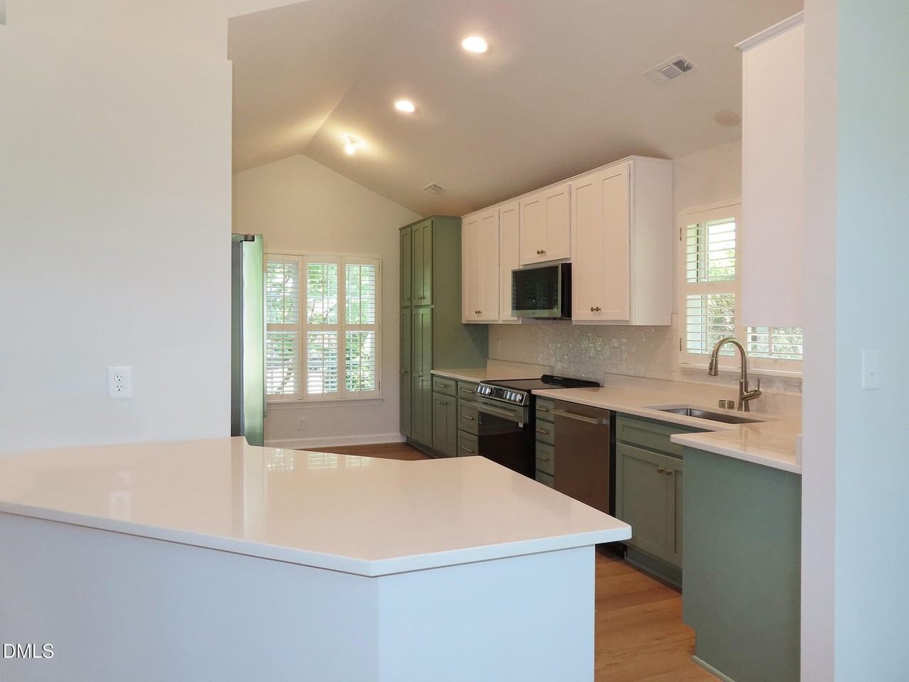 120 Weatherhill Pt - Photo 5 of 25