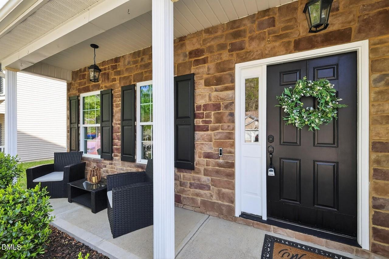1628 Fern Hollow Trl - Photo 4 of 35