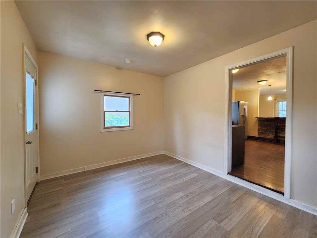8 Riverside Ct - Photo 4 of 8