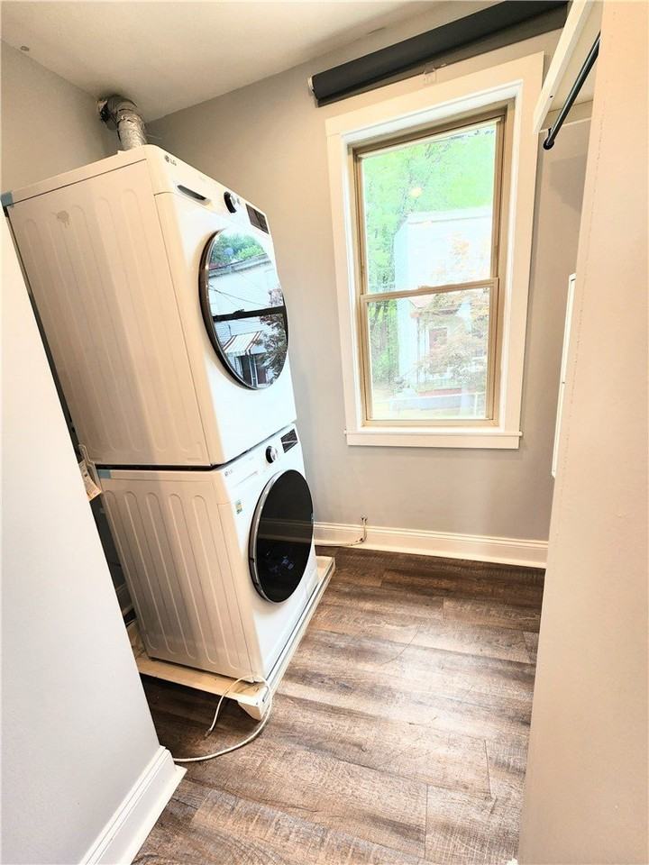 5726 Butler St #REAR - Photo 6 of 10