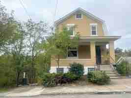 featured image of 358 Pointview Rd