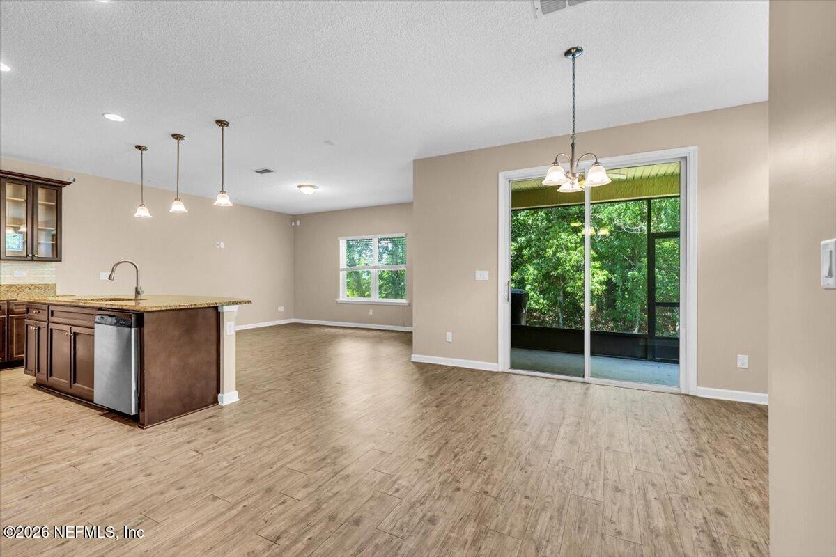 3292 Chestnut Ridge Way - Photo 6 of 31