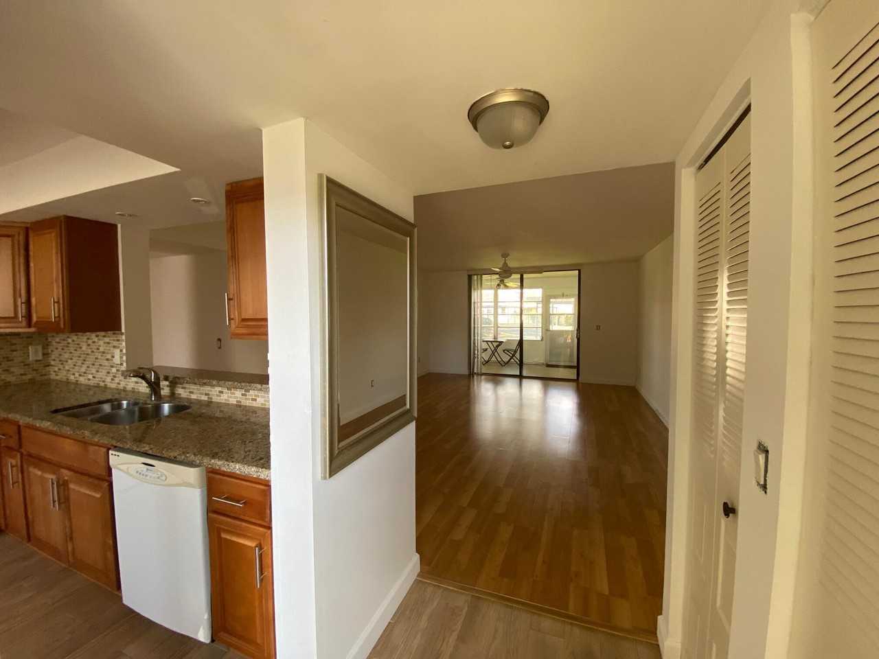 7310 Nw 18th St - Photo 6 of 50