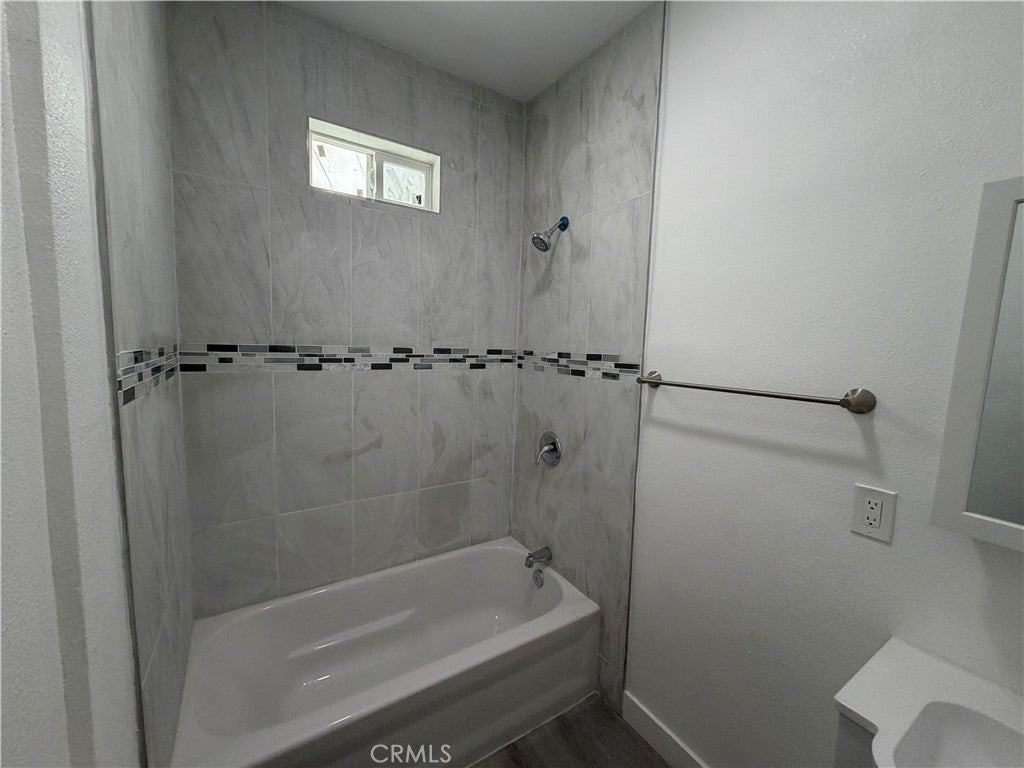 720 Atlantic Ave - Photo 3 of 6
