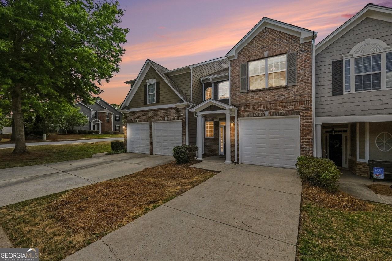 2775 Pierce Brennen Ct - Photo 2 of 30