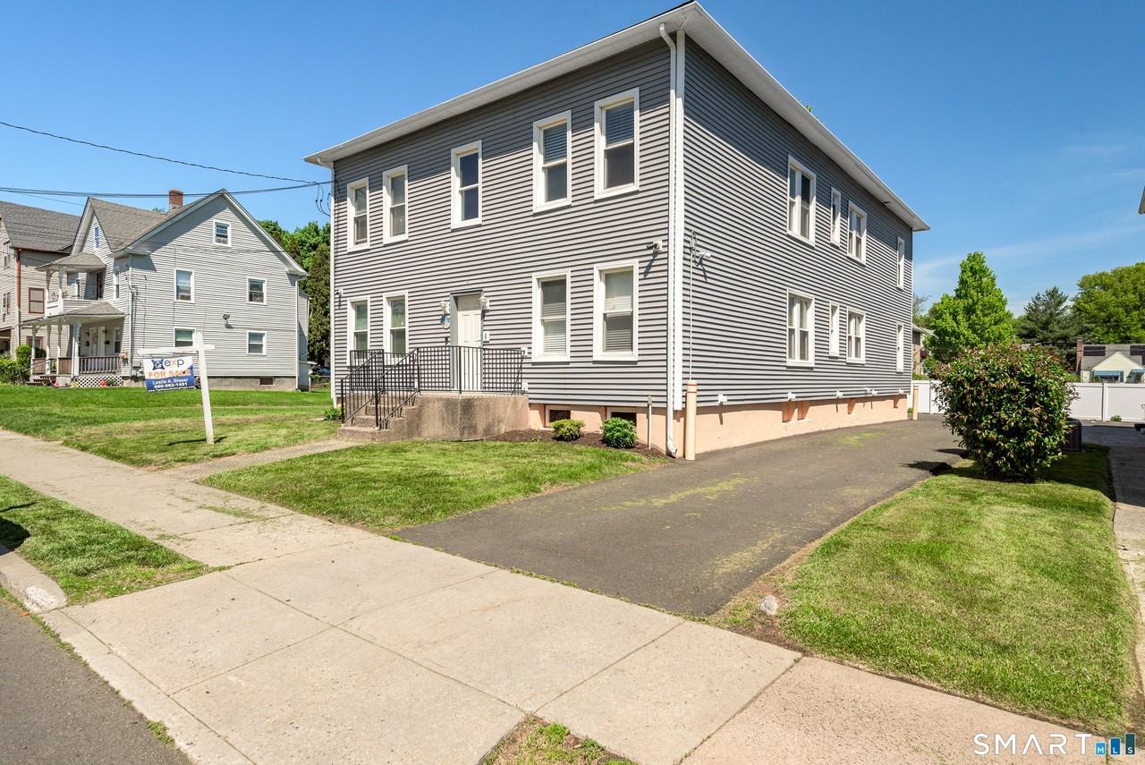 108 Belden St - Photo 2 of 25