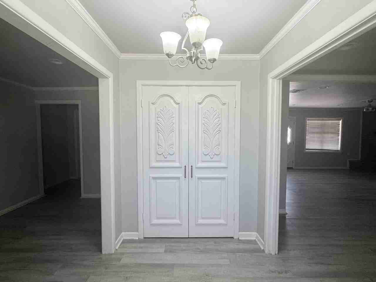 2018 Douglas Dr - Photo 2 of 19