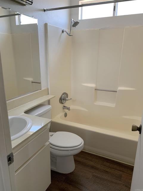 4554 Quailridge Dr - Photo 6 of 7