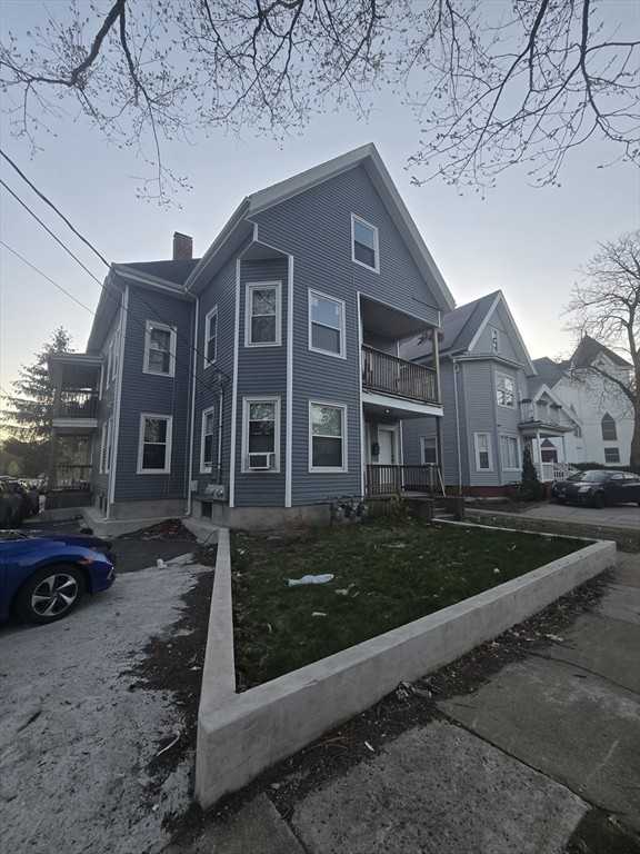 1185 Warren Ave ##3