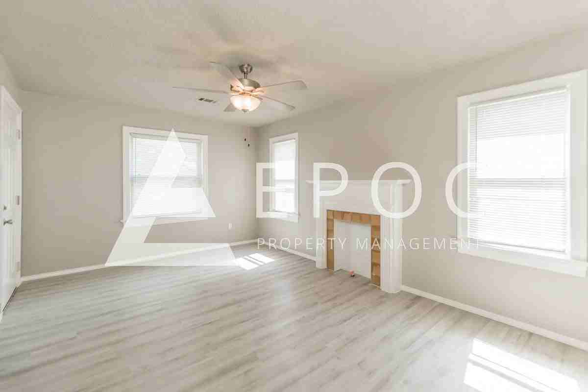 2127 Hardin Dr - Photo 6 of 16