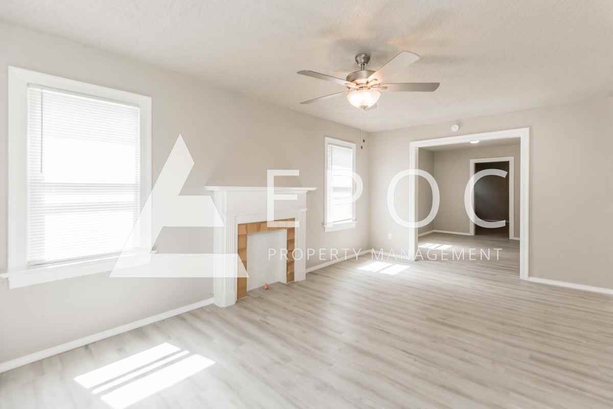 2127 Hardin Dr - Photo 7 of 16