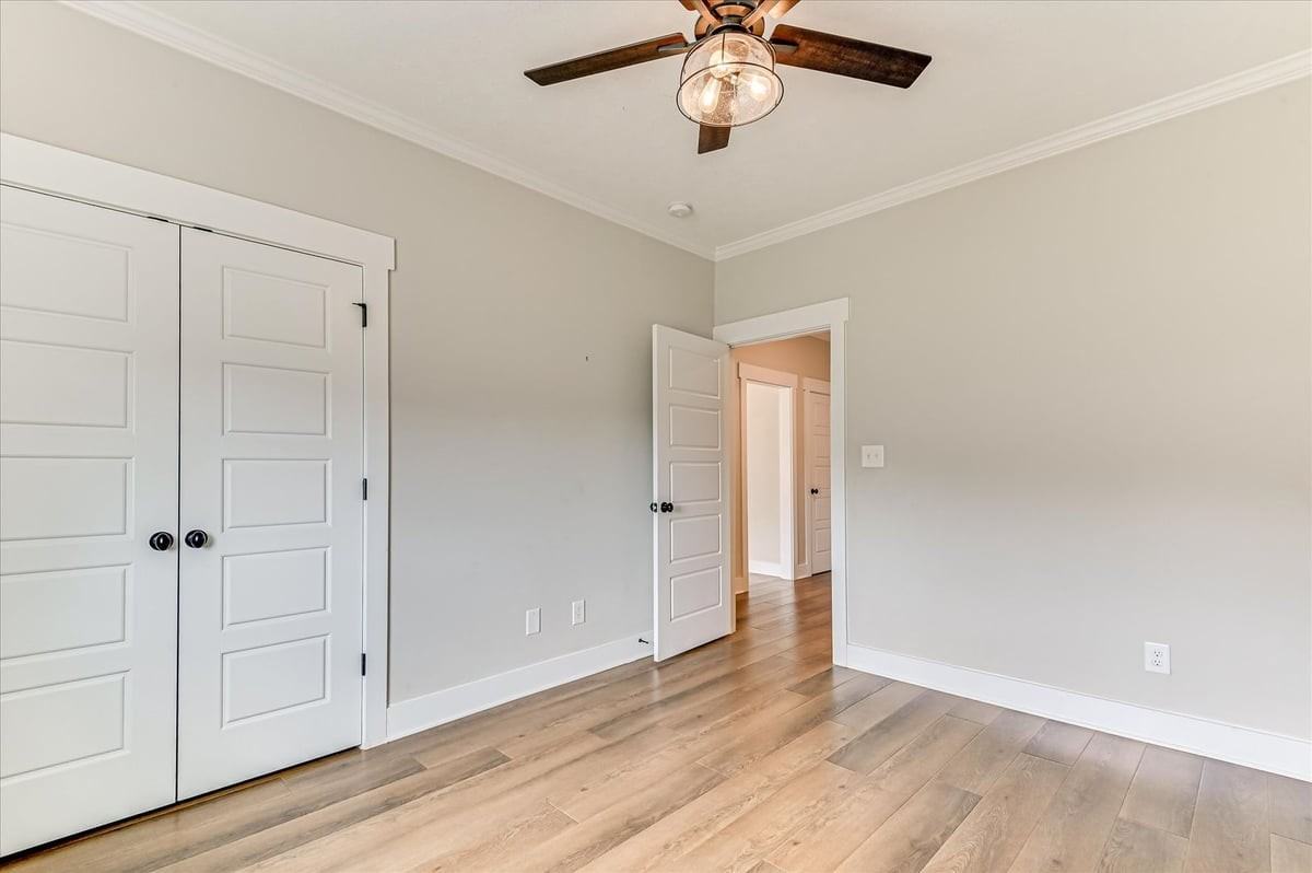 419 Barrow Ln - Photo 6 of 50