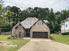 featured image of 141 Willow Lake Ln