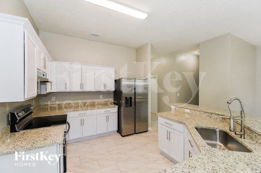 161 Point Pleasant Dr - Photo 7 of 15