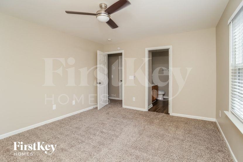 292 Hiawassee Dr - Photo 7 of 15