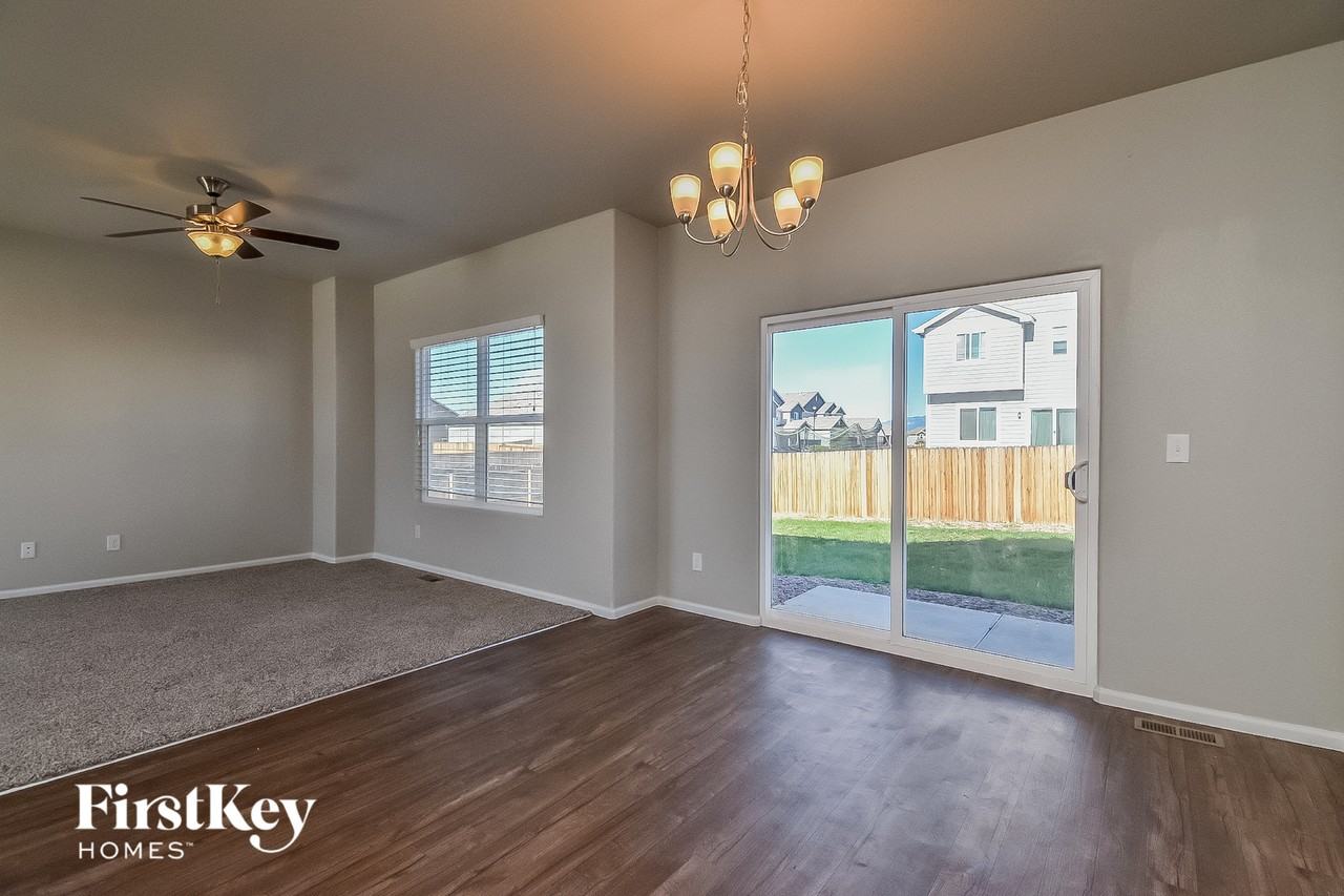 6192 Decker Dr - Photo 5 of 15