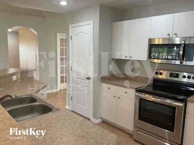 2731 Sw 2nd Ln - Photo 7 of 23