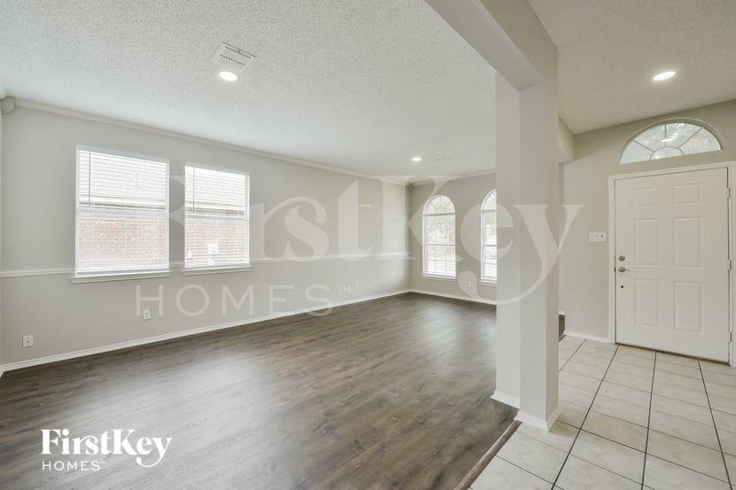 1325 River Ridge Rd - Photo 2 of 15